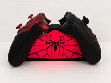 Soporte: Spiderman Dual Universal Controller Stand — vista de referencia 3