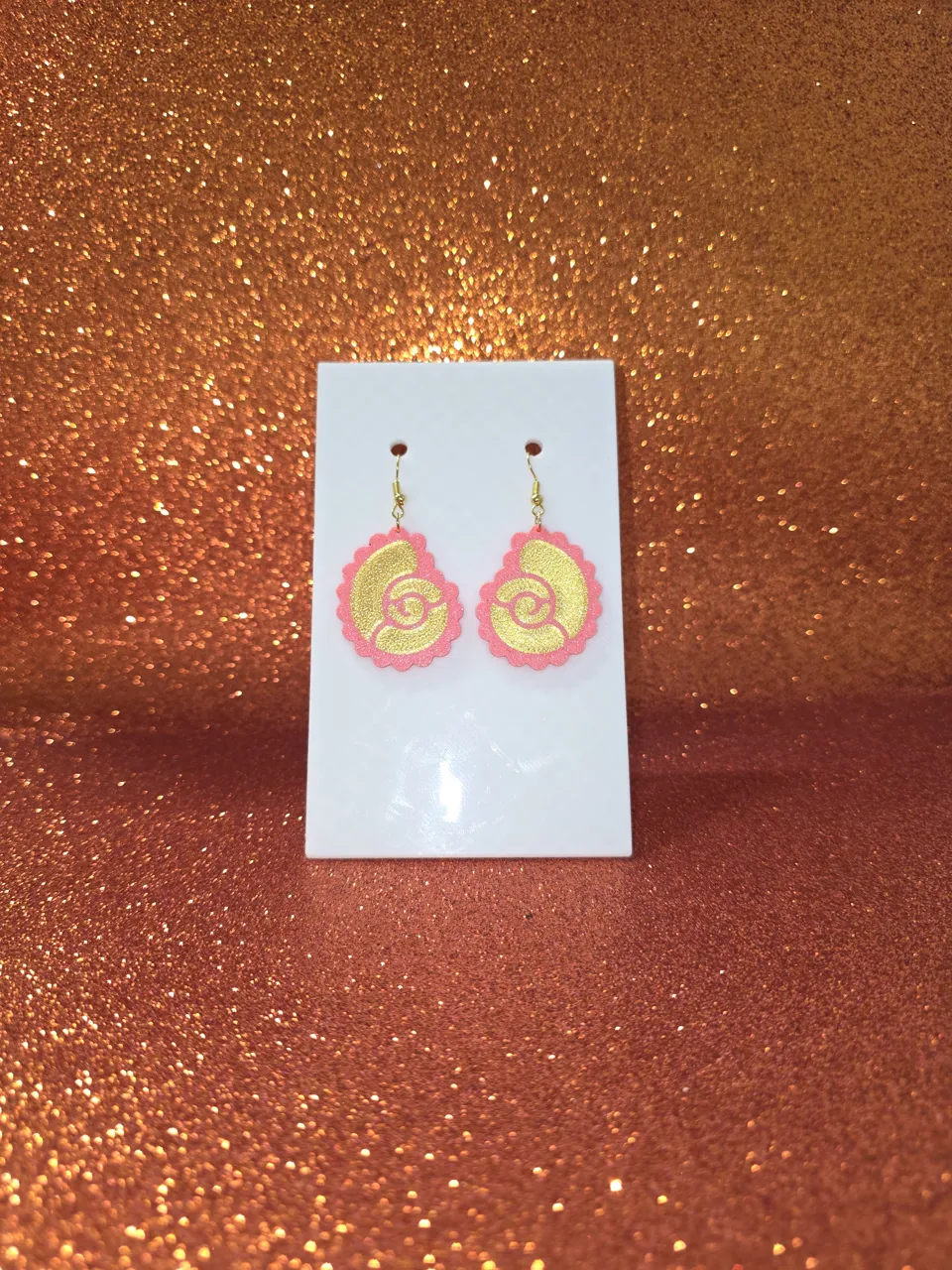 Seashell v2 earrings view 2
