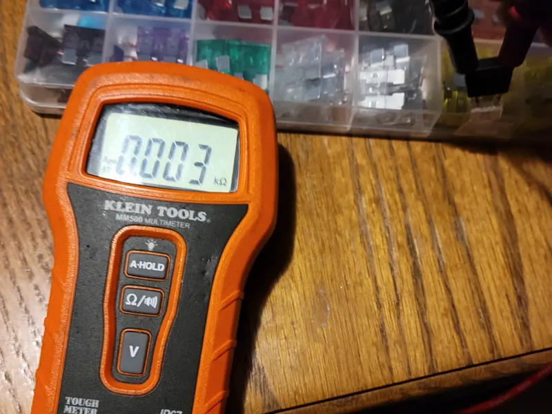 One Handed Fuse Checker