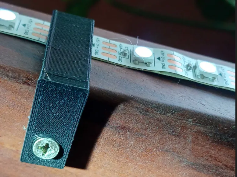 LED-strip Table Mount