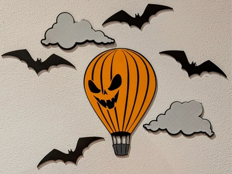 Spooky halloween wall decoration