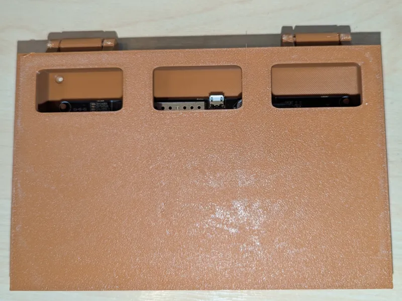 Konnected case