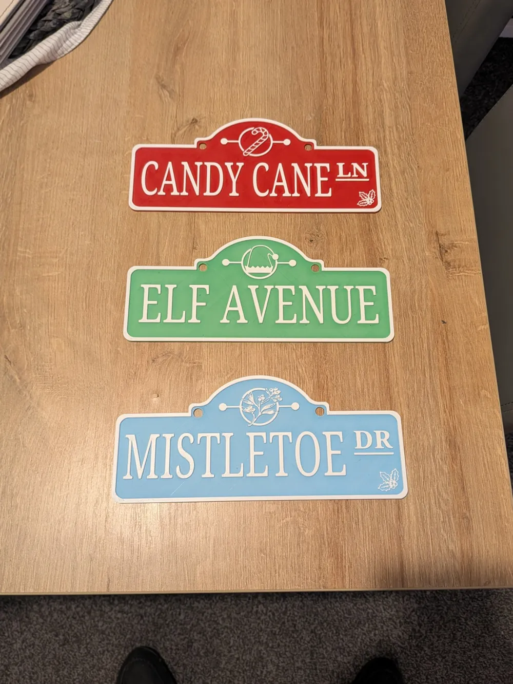 Festive Christmas Street Signs - Free 3D Print Model - MakerWorld