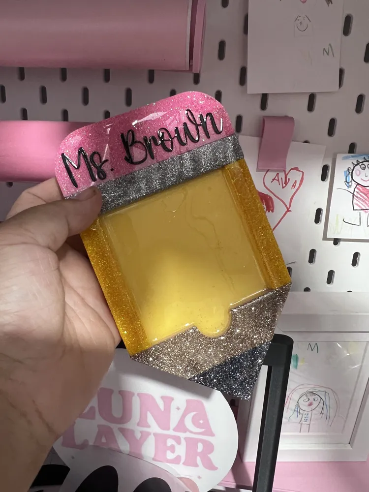 Pencil Sticky Note Holder - Free 3D Print Model - MakerWorld