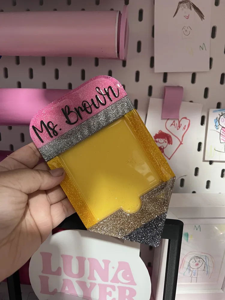 Pencil Sticky Note Holder - Free 3D Print Model - MakerWorld