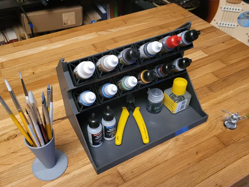 Modular paints holder with brush holder