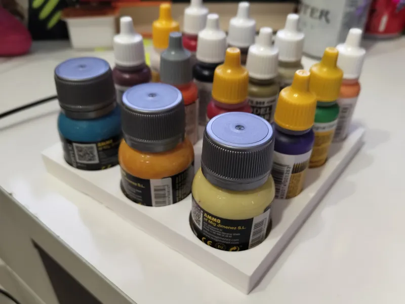 Paint station