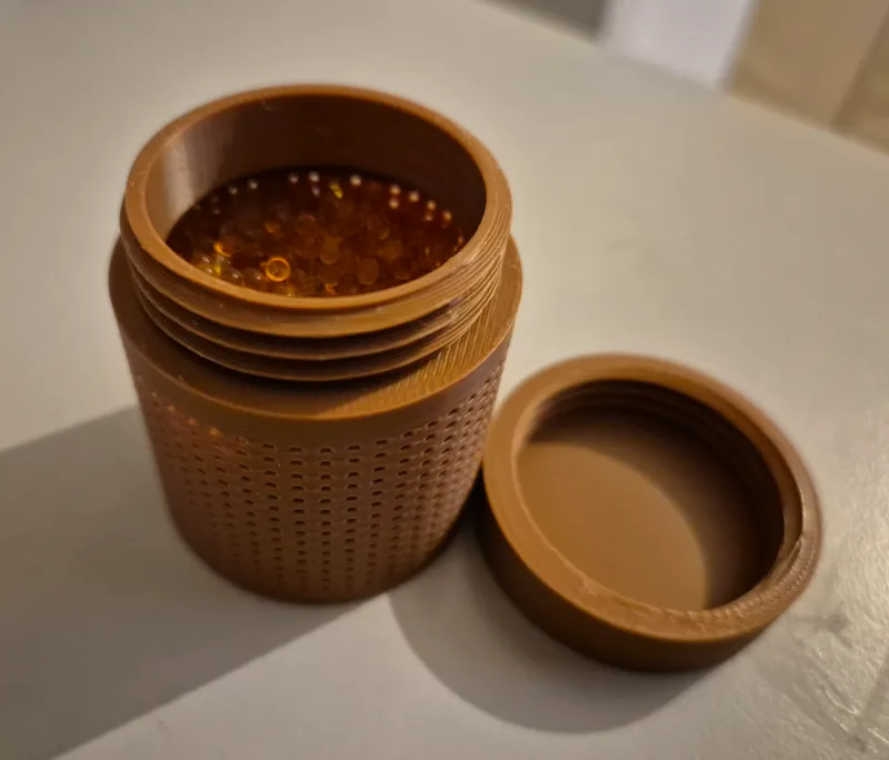 another dessicant container. only 45 min. 18g.