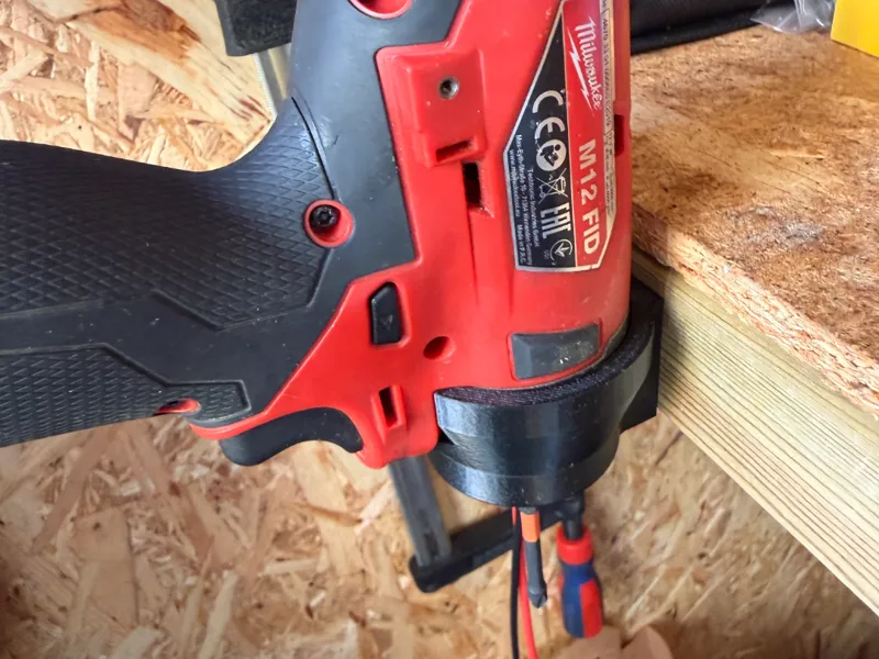 Milwuakee M12 FID Wall Hanger