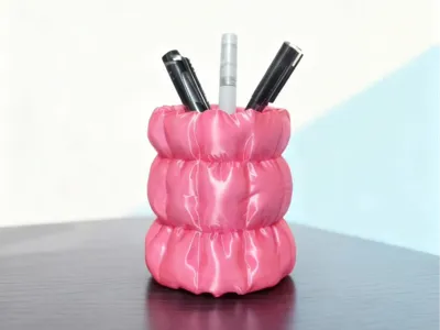 Silk Marshmallow Pen Holder