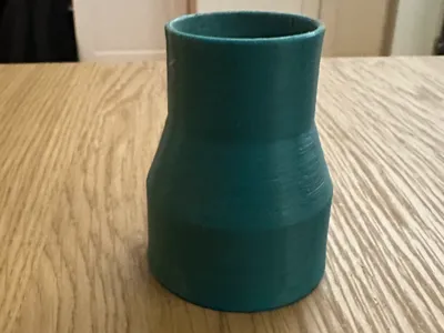 Dust extraction adapter for cyclone