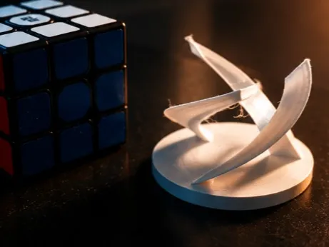 Spiral Rubix cube stand