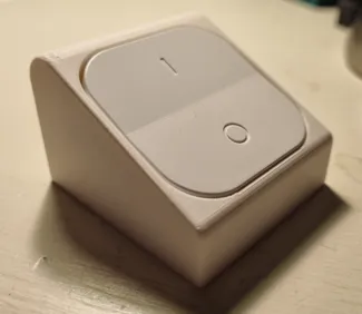 Holder for IKEA tradfri remote button