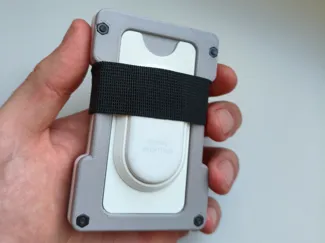 Smart Tag 2 insert for modular wallet