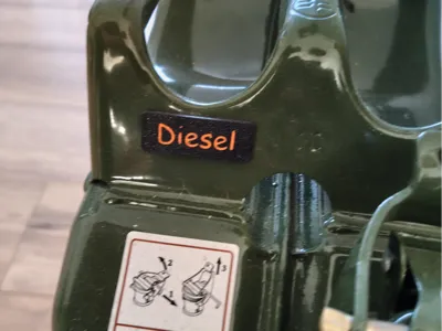 Customizable Fuel Can Snap-Fit Label (Parametric)