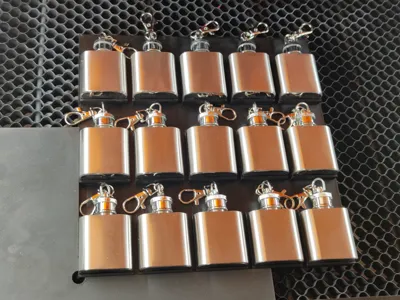 Mini hip flask - laser template