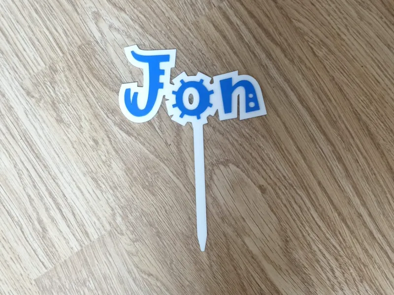 Topper de Cumpleaños “Jon”