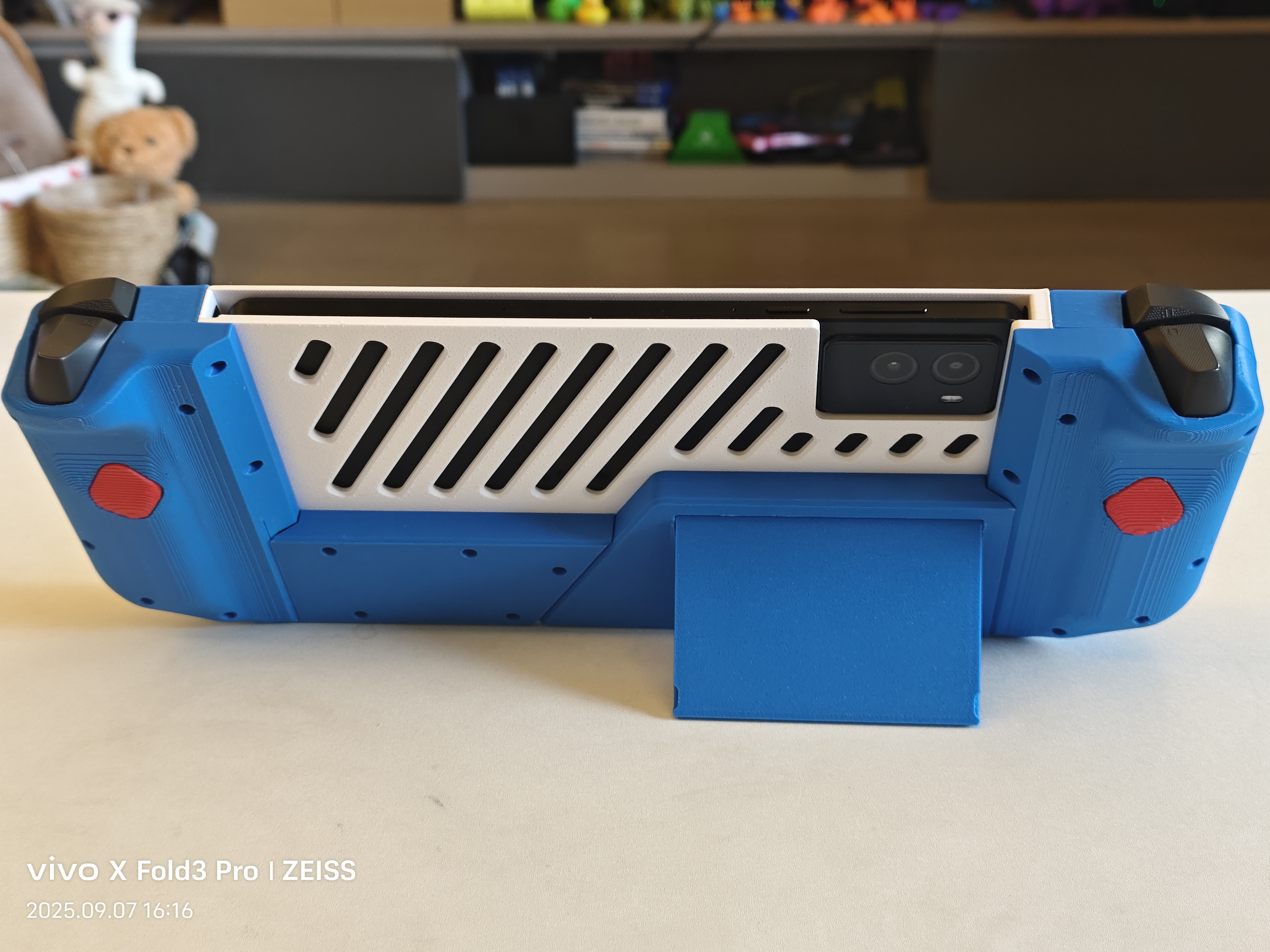 Y700 Gen 3 Handheld Console Case - Free 3D Print Model - MakerWorld