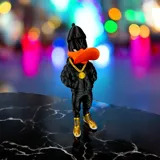 Фигурка на Daffy Duck в улично облекло