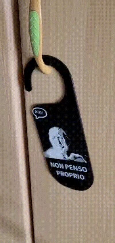 door hanger il Mac64