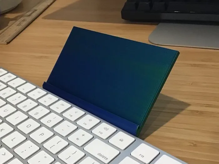 Note Holder (for apple keyboard)
