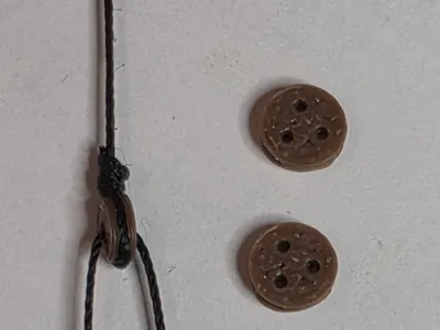 Model ship rigging pulleys