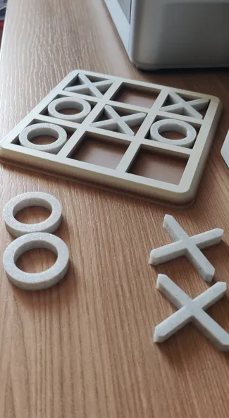 TRIS board game