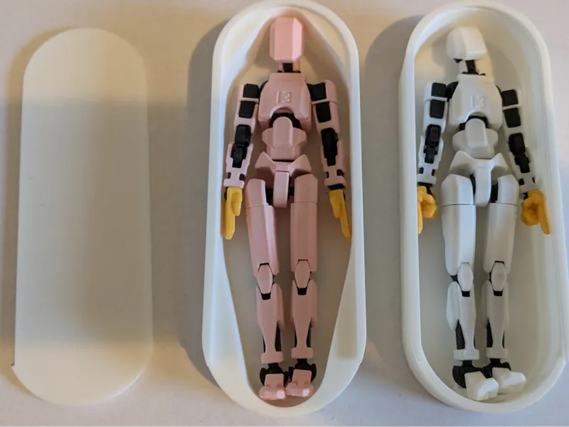 Simple box with lid for dummy 13 figure