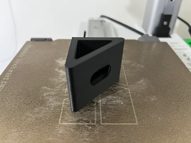 Aluminium Extrusion Corner Brackets