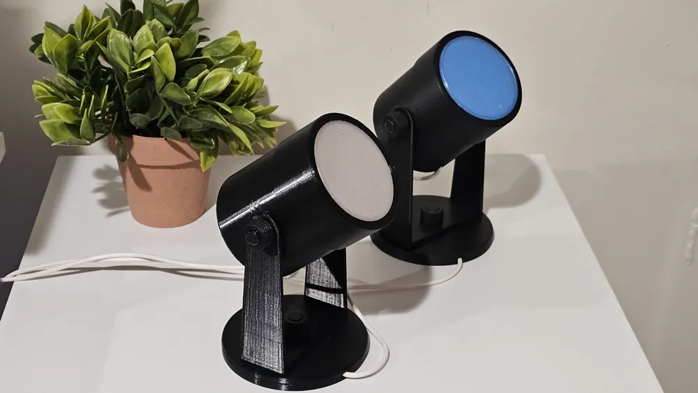LED Spotlight with USB LED light (w/diffusers) by NPD MakerWorld ...