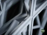 Ваза с изчистен геометричен дизайн