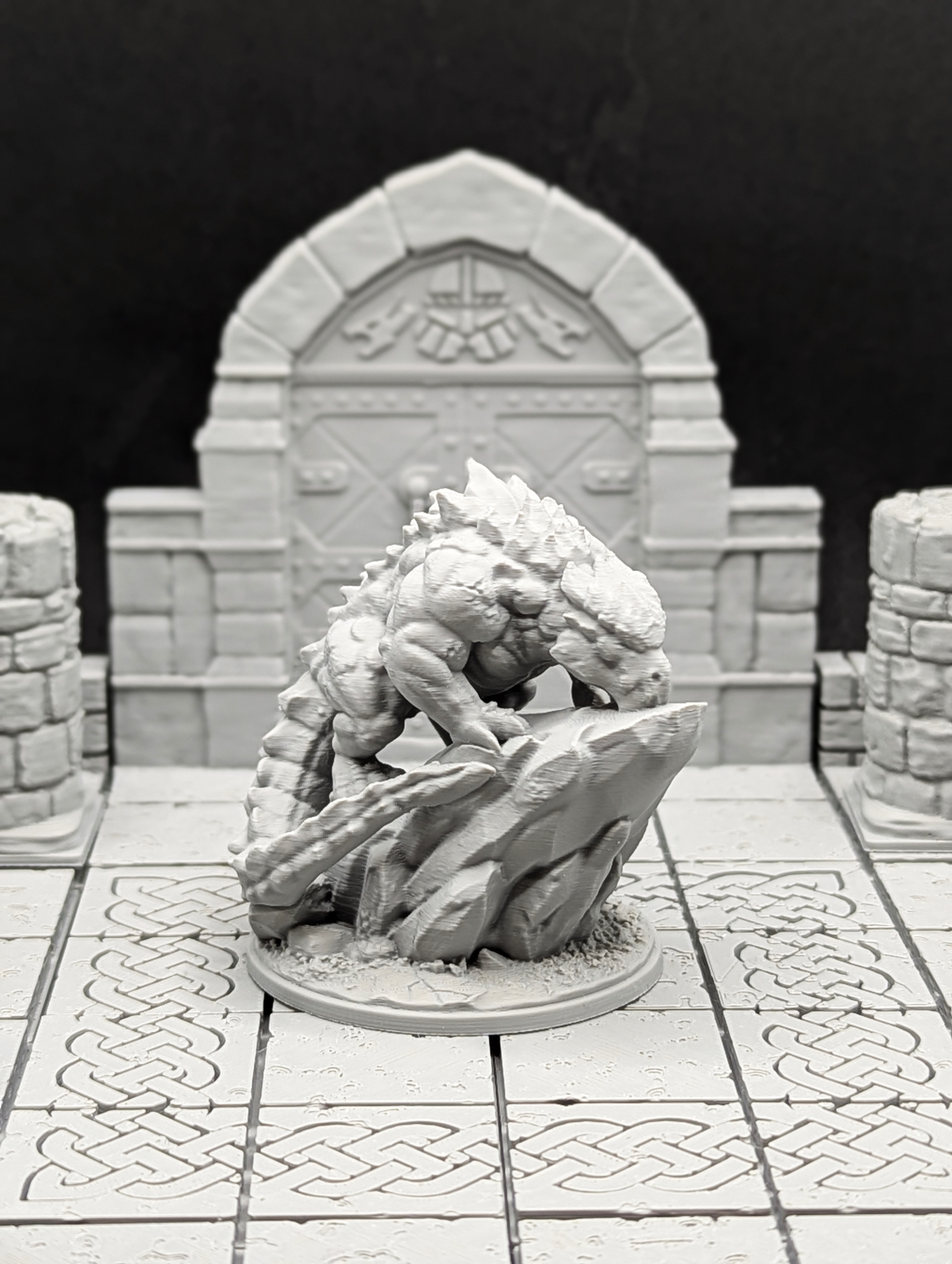 Prowling Young Stone Dragon (supportless) — 10