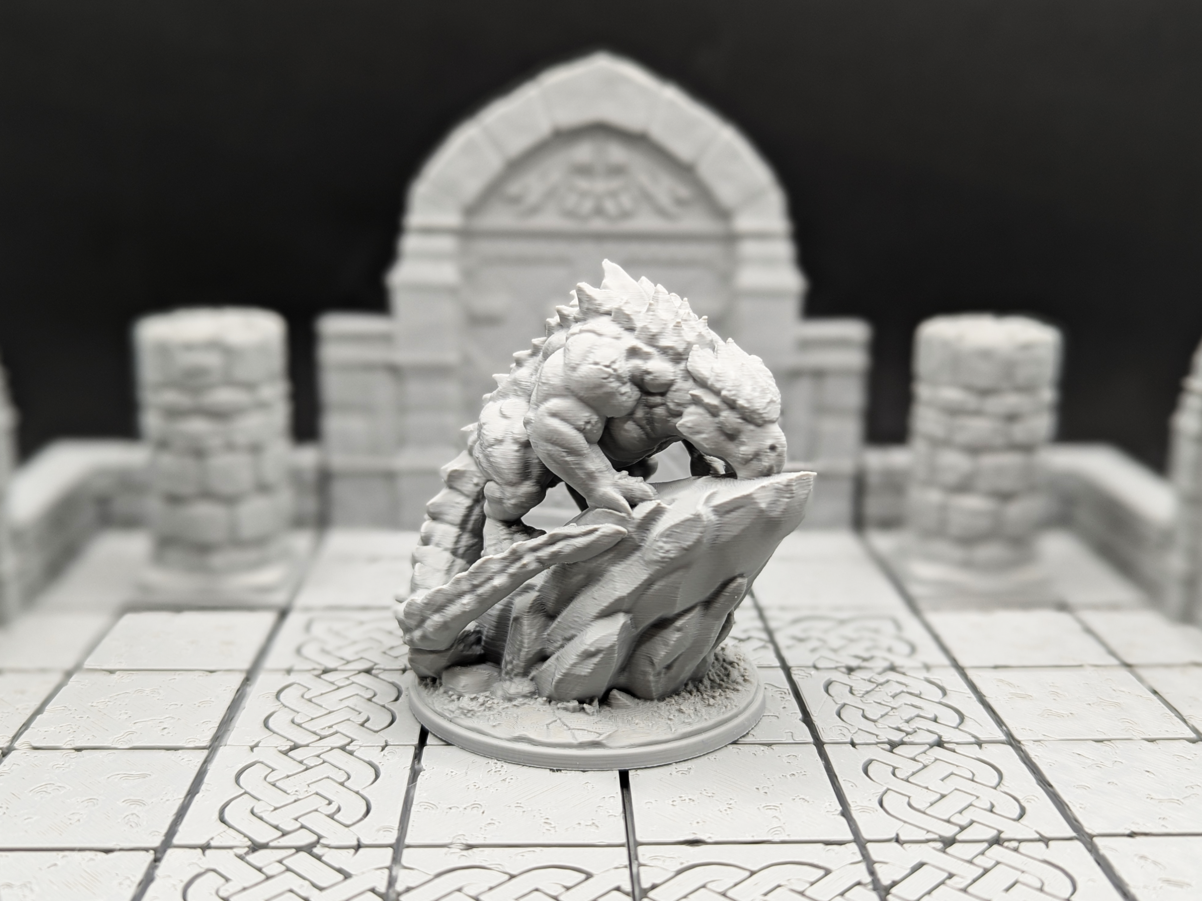 Prowling Young Stone Dragon (supportless) — 8