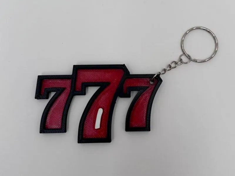 Llavero 777 número suerte casino
