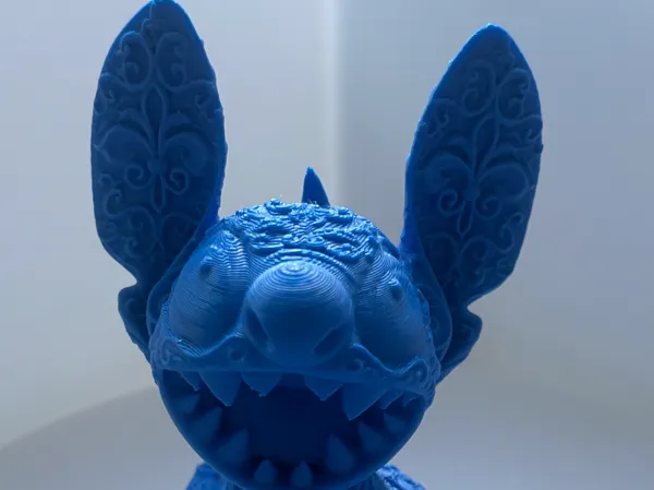 Stitch avec ornement — figurine 100 mm