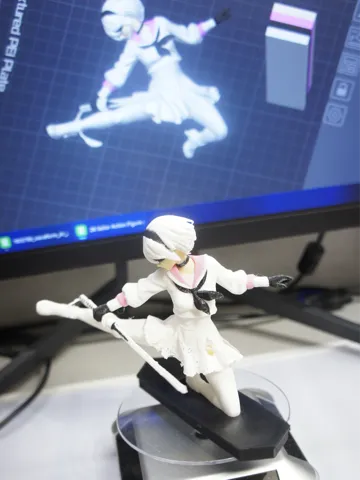 Figura decorativa: Android Girl 2B Sailor Action Figure (Multicolor) — vista de referencia 2