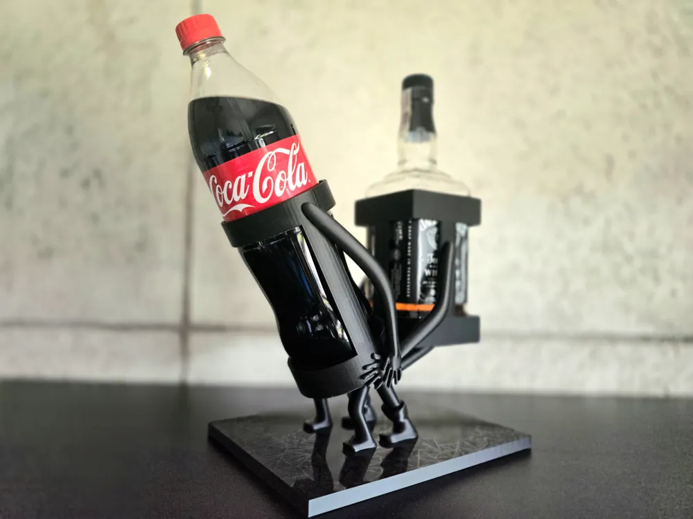 1 BOUTEILLE JACK DANIEL'S AVEC SA BOITE