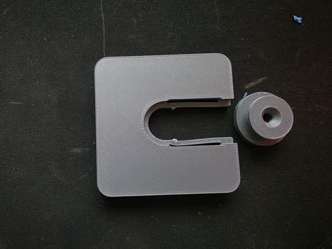 Soporte: Hidden Quick Release License Plate Mount — referencia de MakerWorld