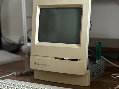 Macintosh Classic Floppy Drive BlueSCSIv2 Mount