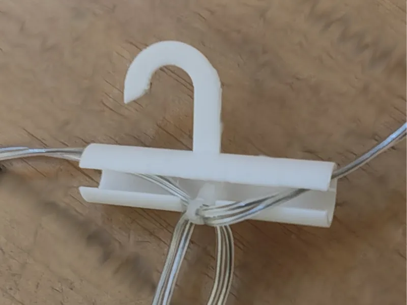 Sturdy hanger for all LED curtains and lights