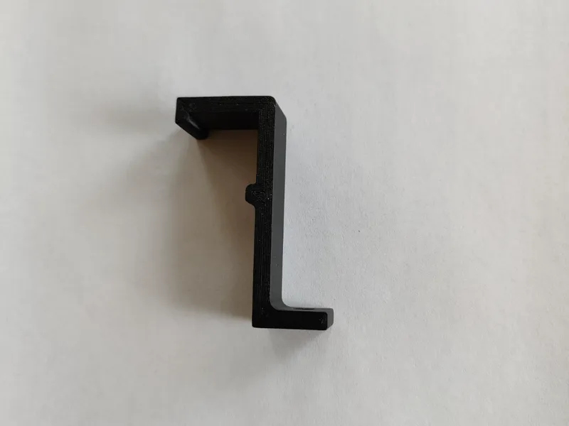 Clipbefestigung für Profil 20 x 20 mm an Wand