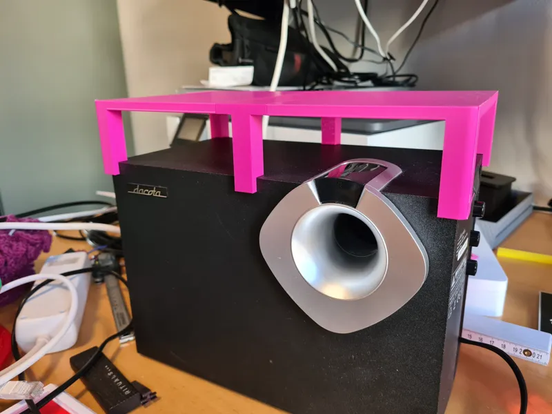 Shelf for Dakota speaker