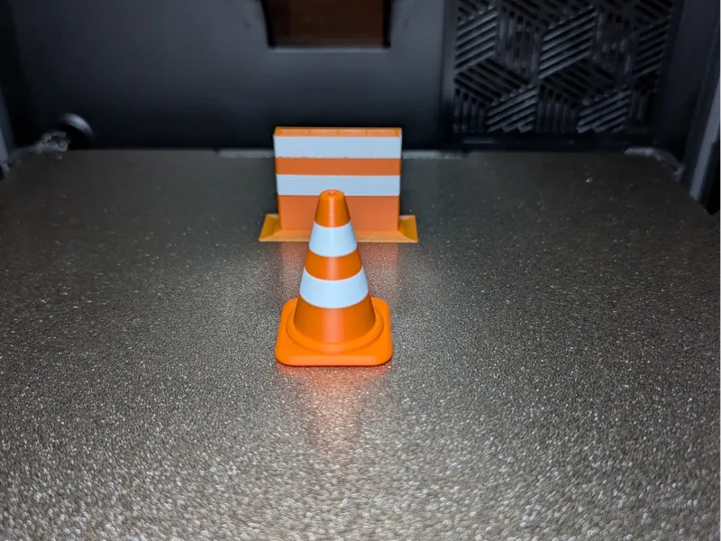Trafic ones - Stackable