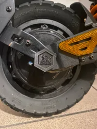 Cache-écrou pour trottinette KuKirin — photo 2