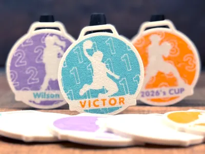 Customizable Basketball Medal - Podium + Name