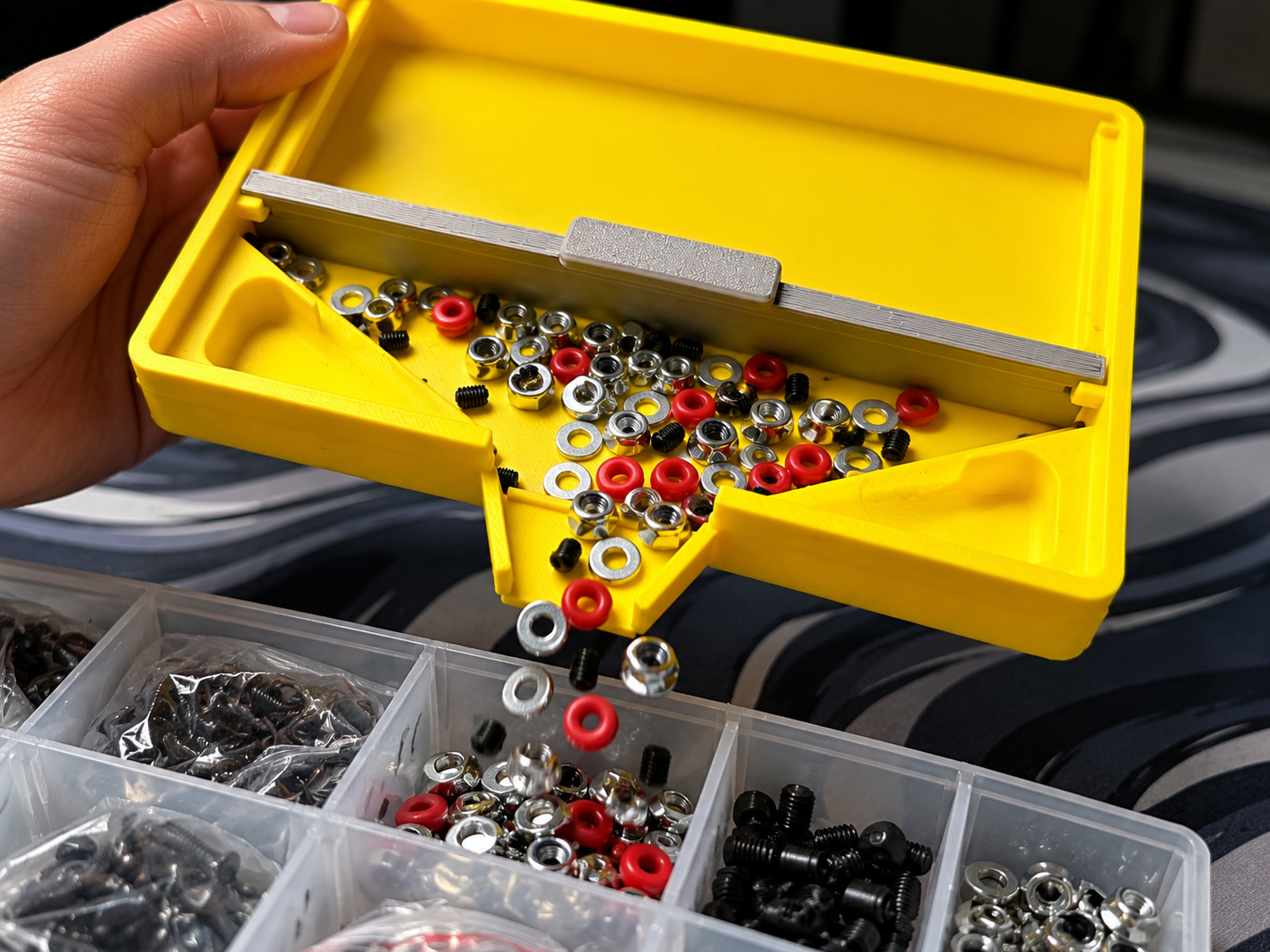 SweepTray – Small Parts Tray with Pour Funnel 3D model