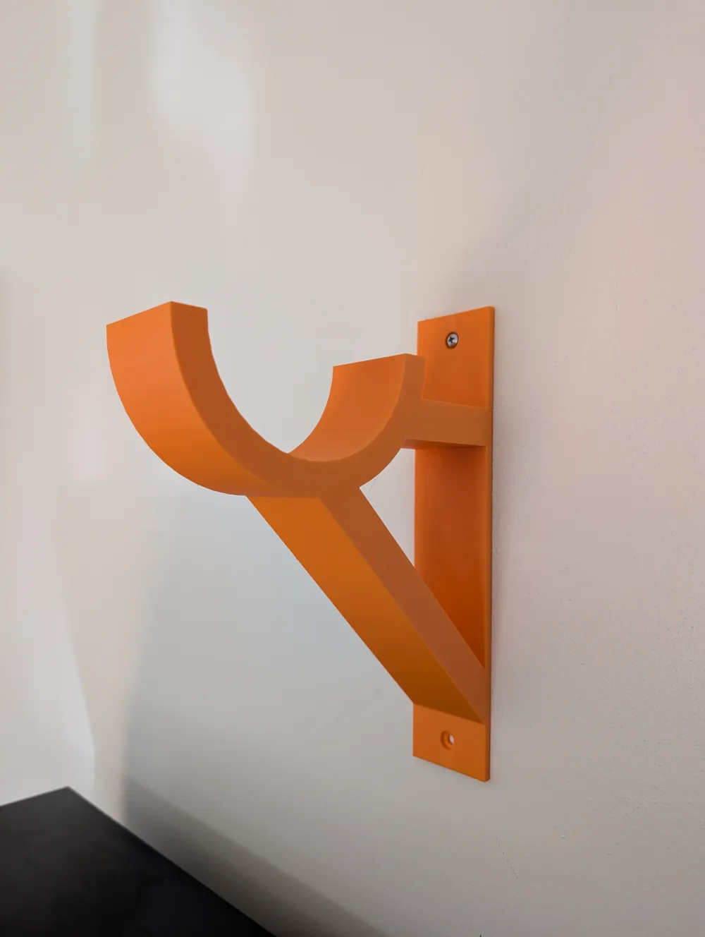 98mm rocket wall mount by Ccobby - MakerWorld