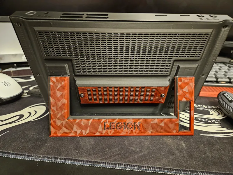 Legion Go Backplate Extra Space for bigger SSD