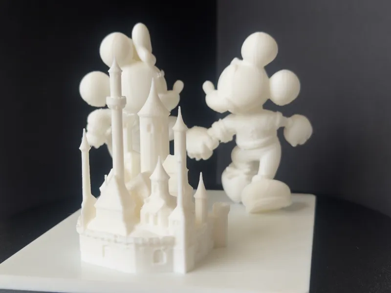 Mickey&Minnie mit Zauberschloss