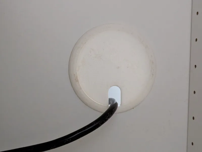 Cable cover base